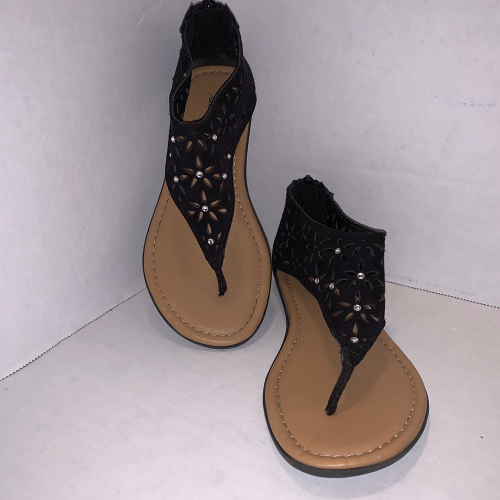 Girls American Eagle, Black Suede Sandals, Sz 13.5